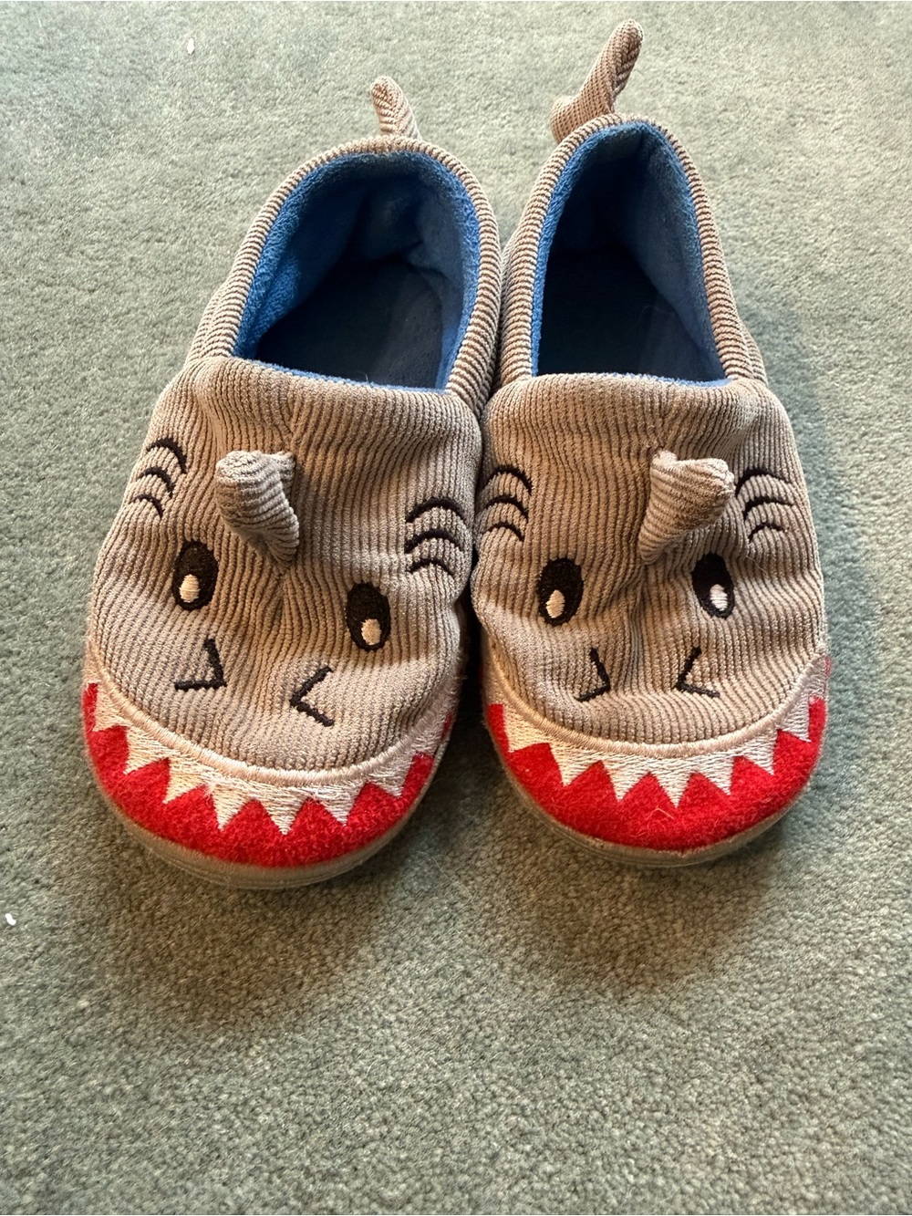 Wonder Nation Shark Slippers